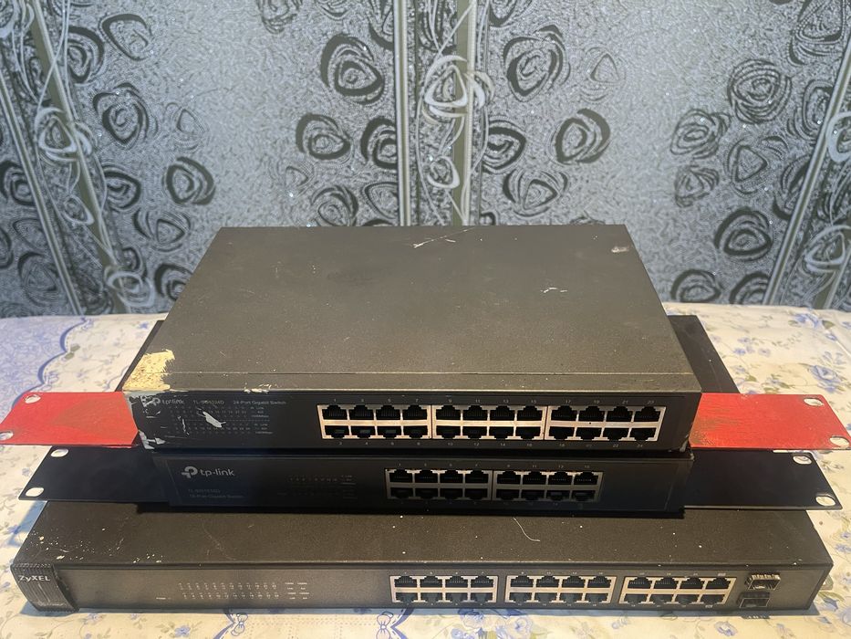 Сетевой коммутатор / хаб / свитч