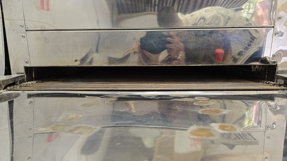 Линейна пеш за пица / Фурна за пица