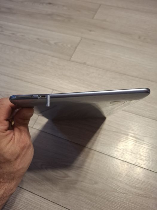 Vand Tableta Samsung XE500T1C