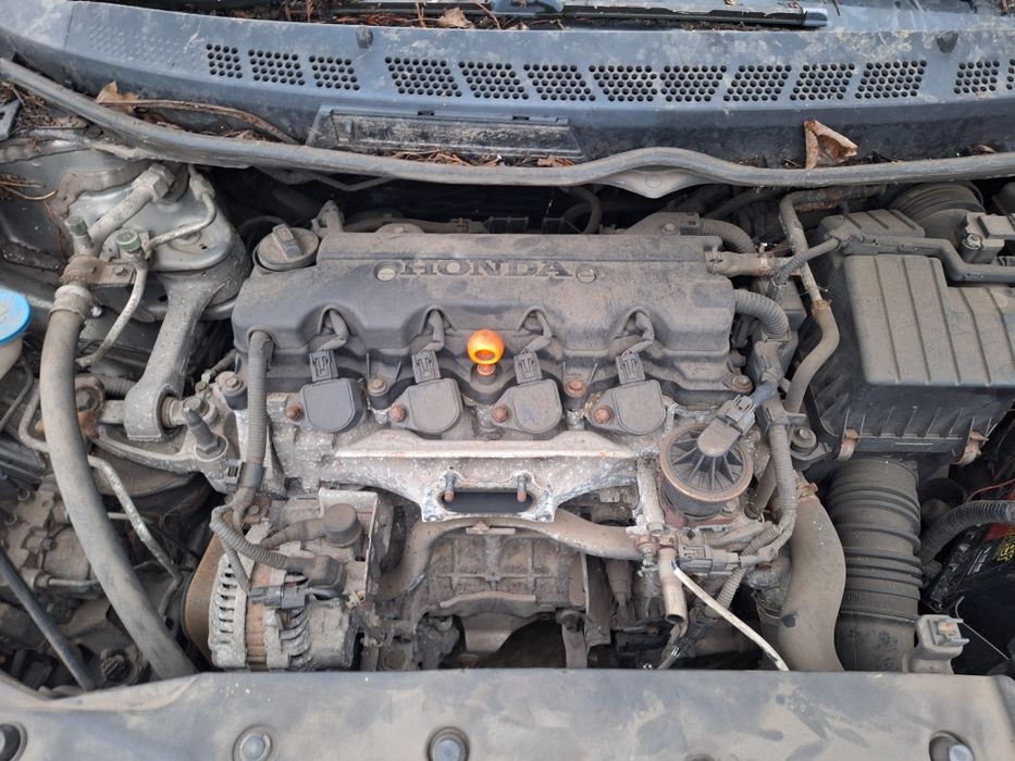 Dezmembrari Honda Civic sedane 1.8 benzina an  2008