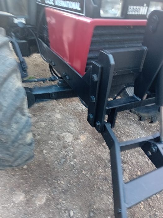 Tirant frontal tractor internațional 844
