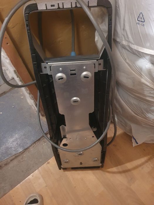 BMW докстанция за зареждане