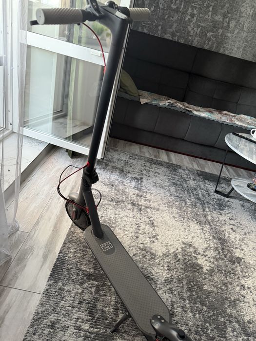 Электросамокат.