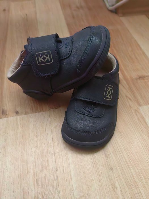 Маратонки и буйки за момче!