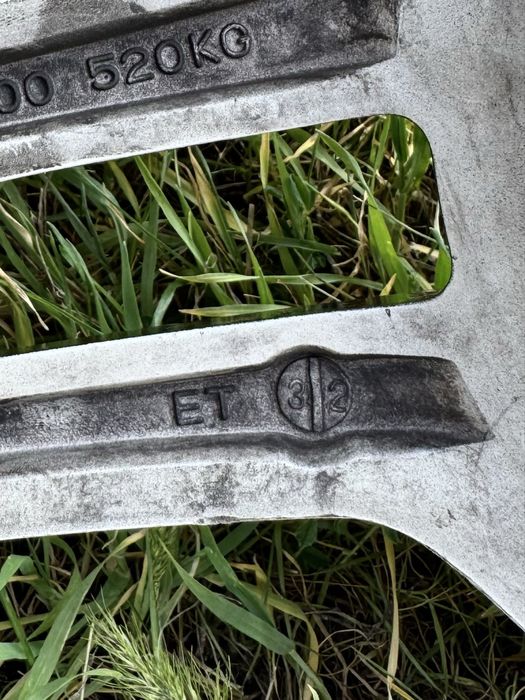 Продам диски на мерс 5х112