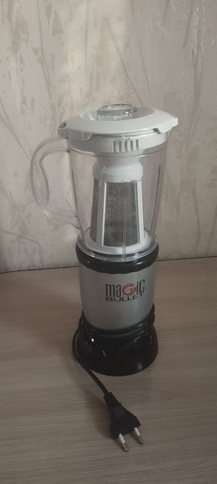 Продам блендер для коктейля