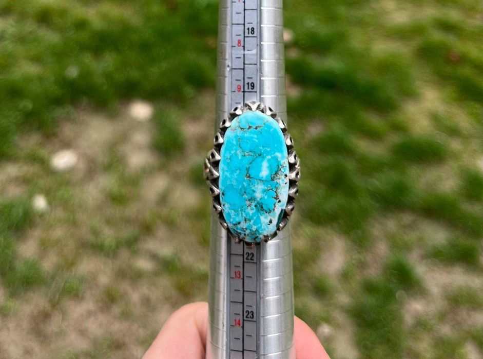 Перстень из серебра 925 с натуральным минералом/ Kumush uzuk 925