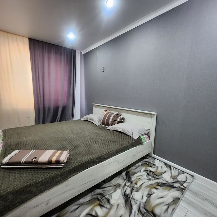 2х ком в 6 ом . Чисто .