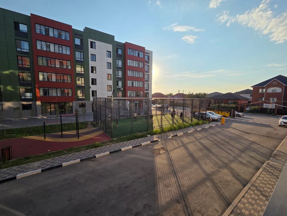 Продам квартиру левый берег, улы дала
