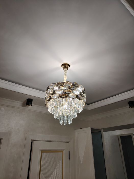 Установка люстры Ремонт люстры гологеновКандил урнатиб бериш хизмати