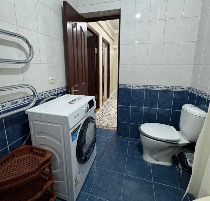 Yunusobod Alfarganus Universiteti oldida 2xonali uy ijaraga beriladi.