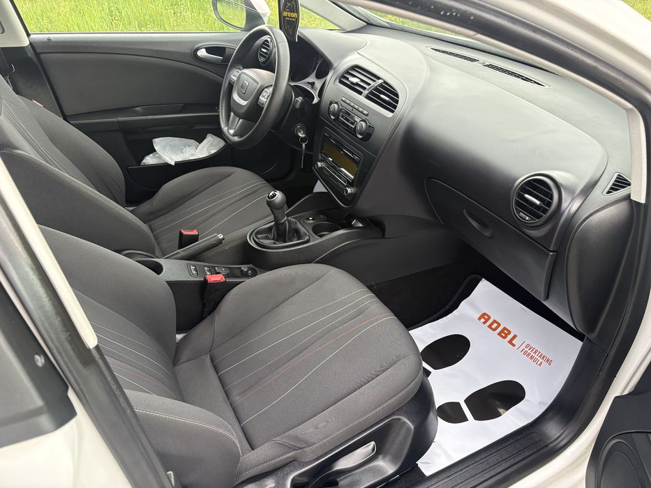 SEAT Leon ~ COPA ~ 2012 ~ 1.2TSI 105CP ~ EURO 5 ~ Adus Recent ~ Stare Buna ~ Pilot ~ Clima ~ Incalzire scaune ~