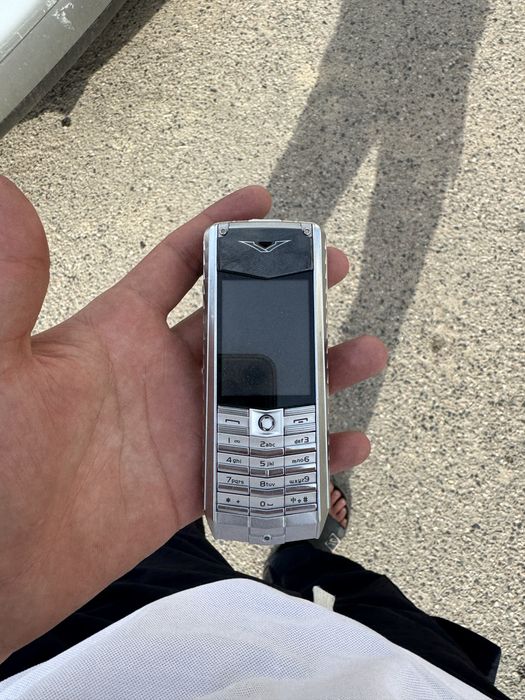 Vertu без зарядки