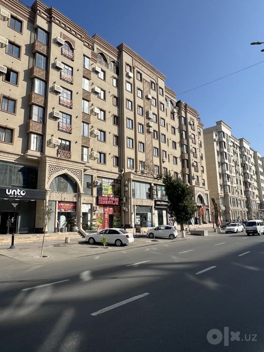 Бухоро шахарда квартира сотилади