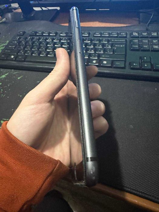 Продается iphone 8+ в идеальном состоянии