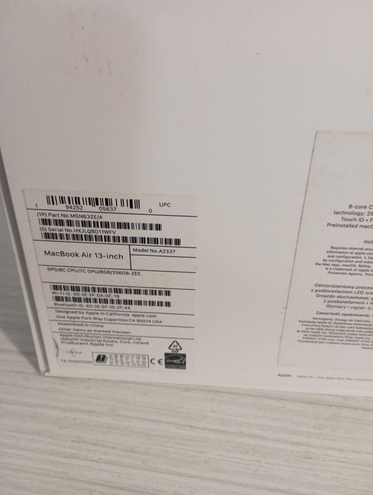 Vând laptop macbook Air 13-inch