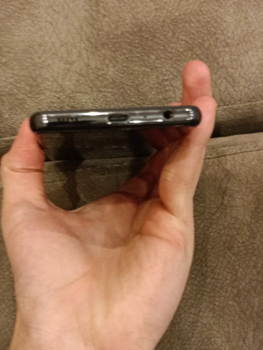 Sotiladi!A 32 Samsung