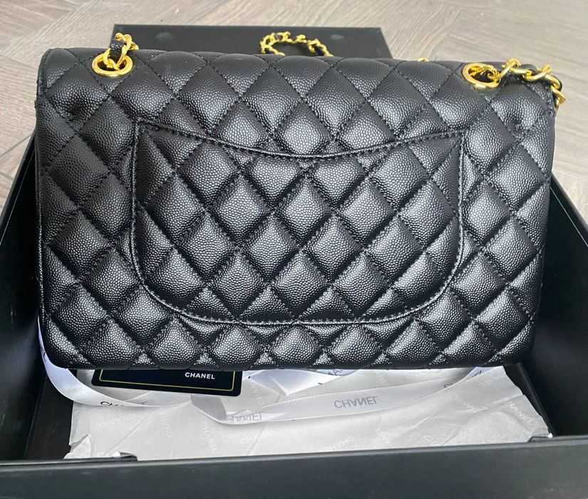 Geantă Chanel din Piele Neagră, Poseta Chanel din Piele Granulată