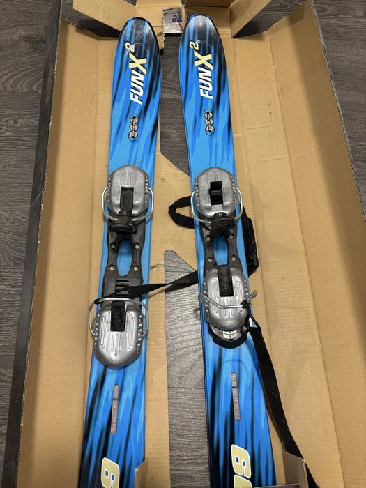 Schiuri scurte / Snowblade 99 cm NOI în cutie – legături reglabile