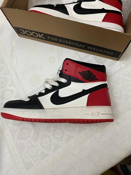 Кроссовки детские 36 размер