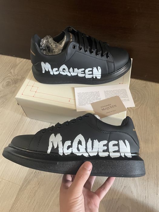 Alexander McQUEEN