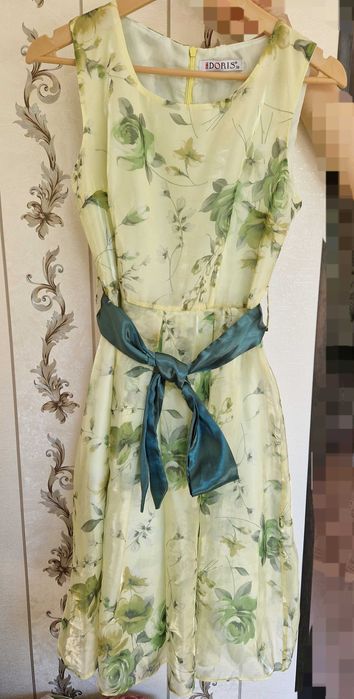 Платье для подростка и детское