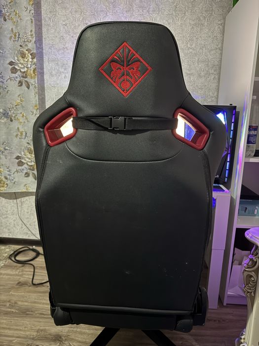 Игровое кресло omen