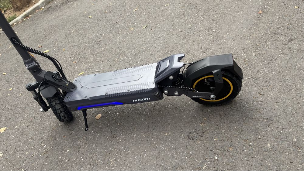 Trotineta electrica NOUA Ausom K20 Pro Dual Motor 65km/h