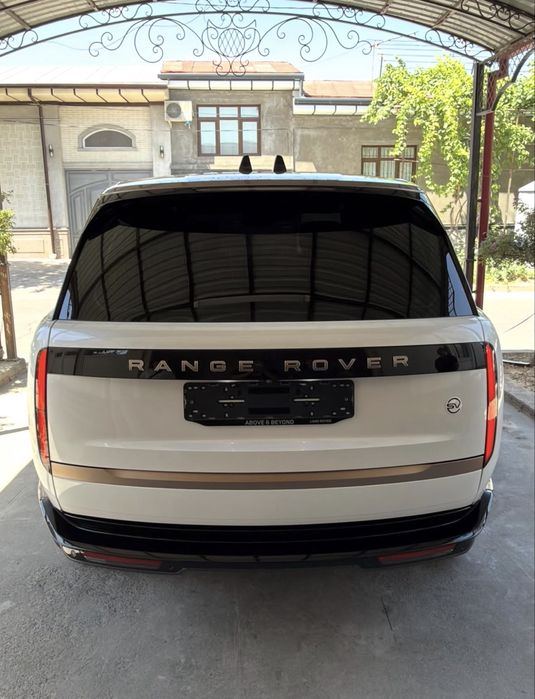 Range Rover Vogue SV P615