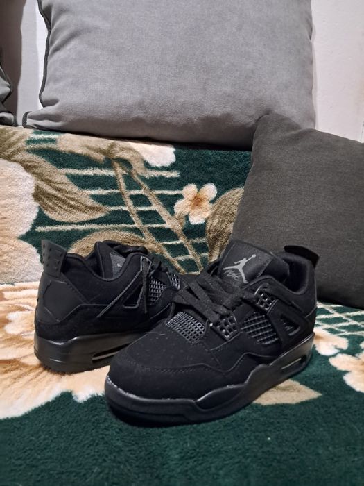 Jordan 4 Black Cat