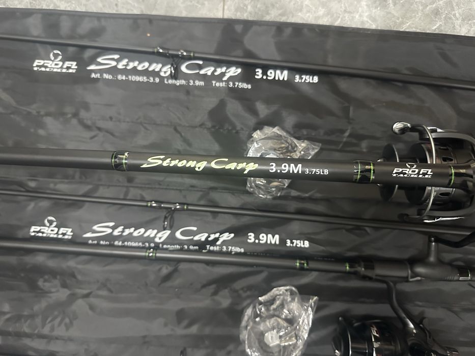 SET CRAP 3 Lansete FL Strong 3.75 LBS 3.90 2 Segmente + 3 Mulinete  FL V10STEEZE