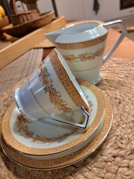 Порцелан за допълване