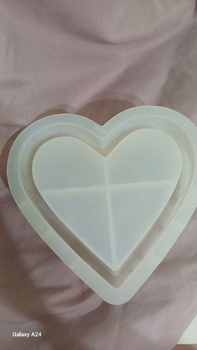 Slikon qolip serdechka