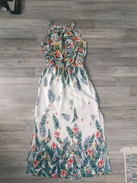 Нова рокля Tom Tailor