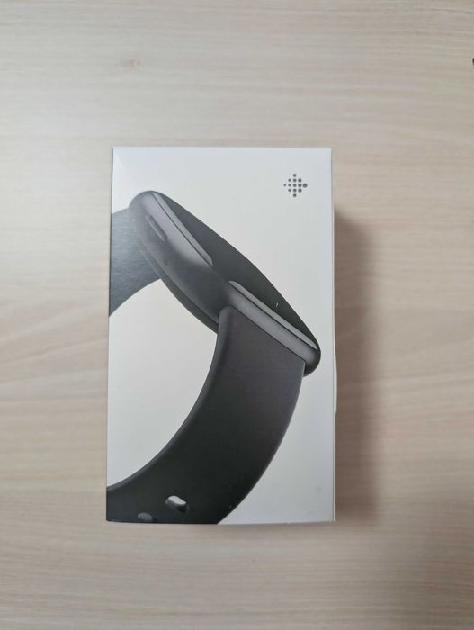 Fitbit versa 4, nou, sigilat. Fitness smartwatch, 24 mm