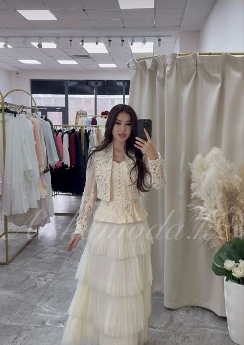 Продам платье новое