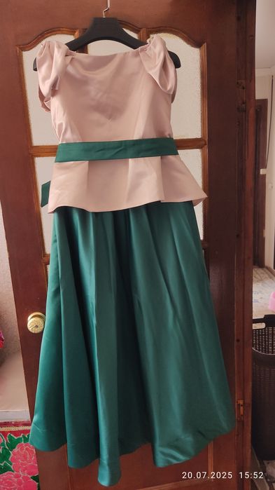 Красивое платье двойка