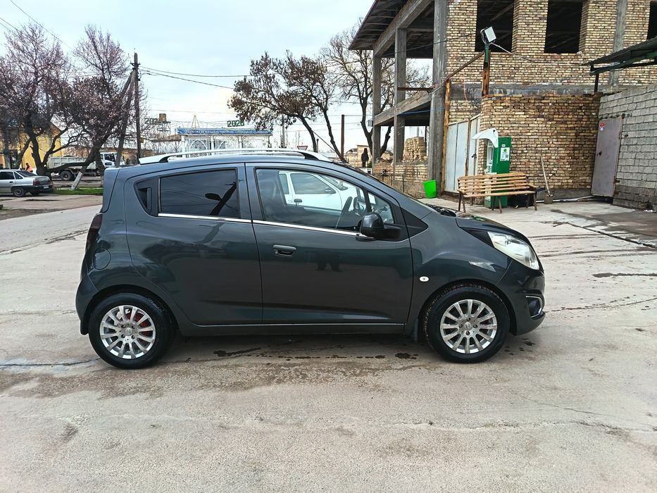 Spark 8.500$ келишилади