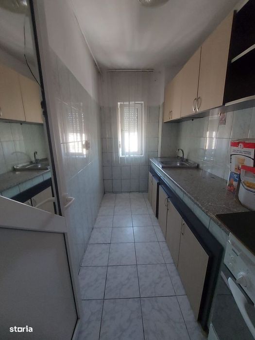 Vanzare apartament 3 camere, zona micro 4 - Targoviste