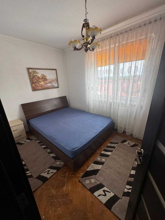 Inchiriez apartament