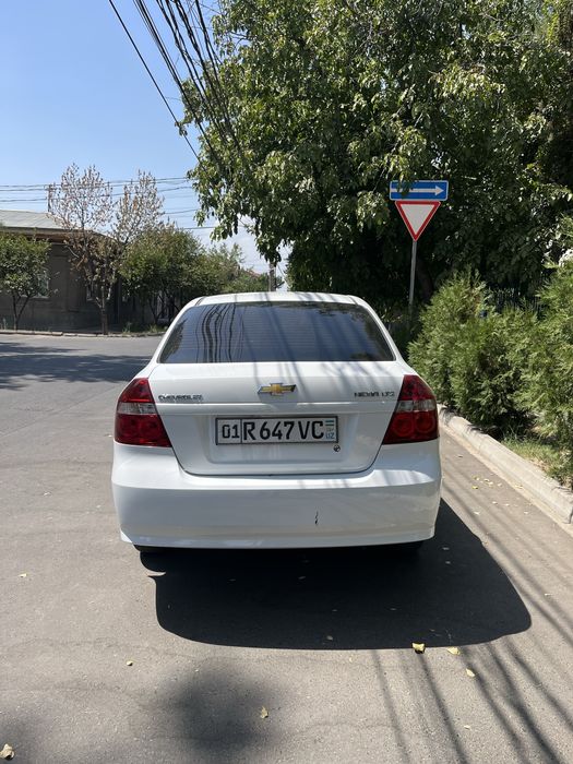 Chevrolet nexia 3