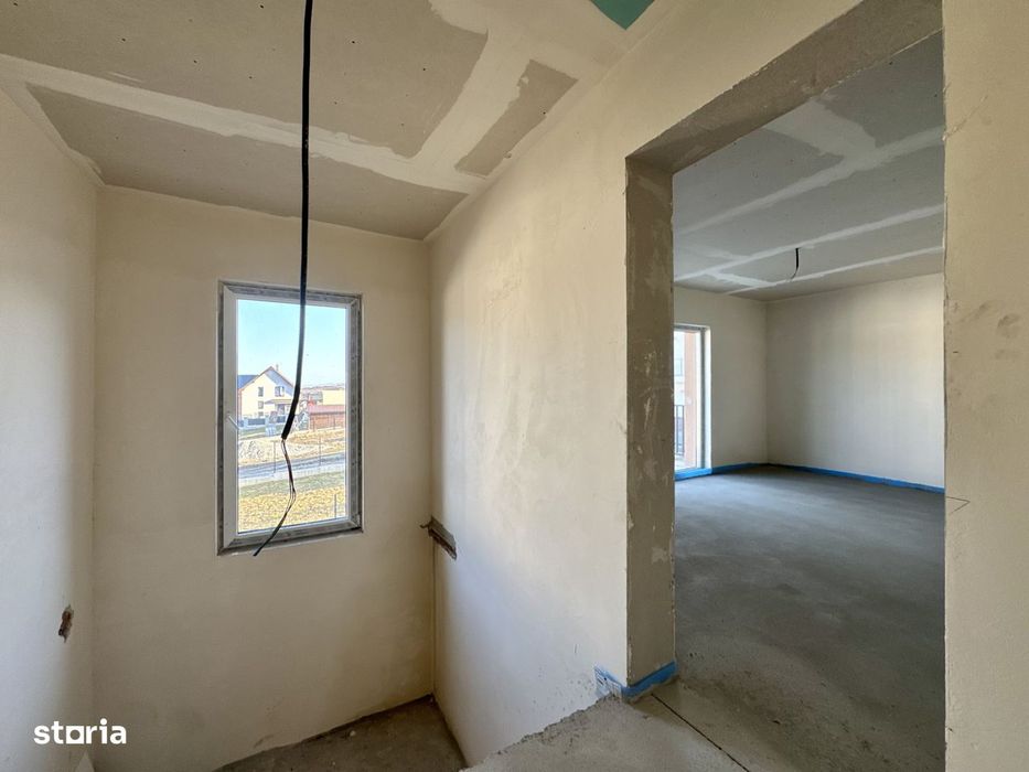 Casa cu garaj, 130 mp, 400 mp teren, CF disponibil, Chinteni