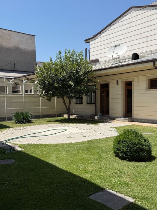 Продается дом.Бадамзар. Казы махалля.