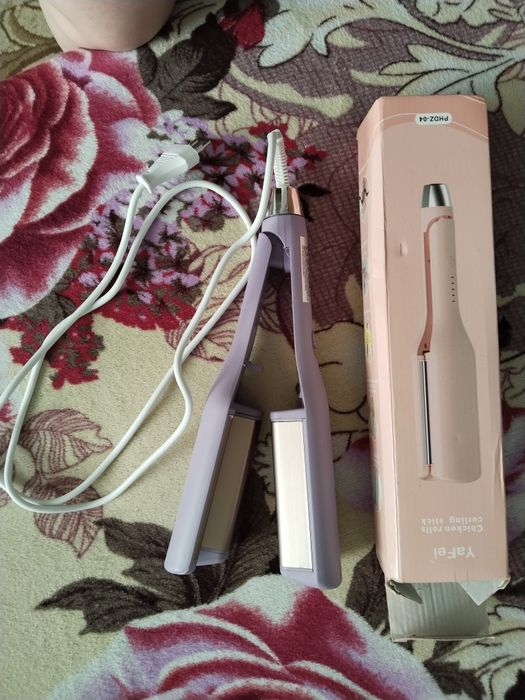 Продам щипцы для завивки волос.