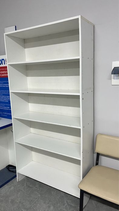 Продам аптечные витрины за 10 тыс )