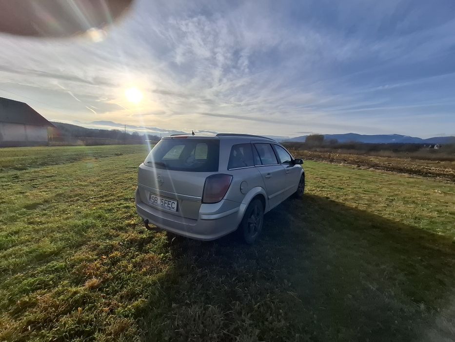 Opel astra h (nu audi ,golf)