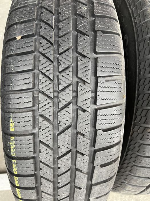 2 anvelope de iarna 225/75/16 Continental
