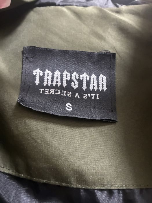 Продавам яке Trapstar