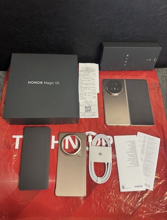 КАТО НОВ 512GB Honor Magic V5 5G Технополис Гаранция 2027 г. Gold