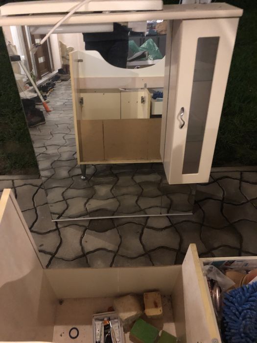 Vand mobilier pt lavoar plus chiuveta si oglinda utilizate